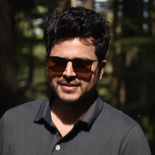 Neeraj Bhatt, Head - Product Engineering, Solutions Architect at Wefi